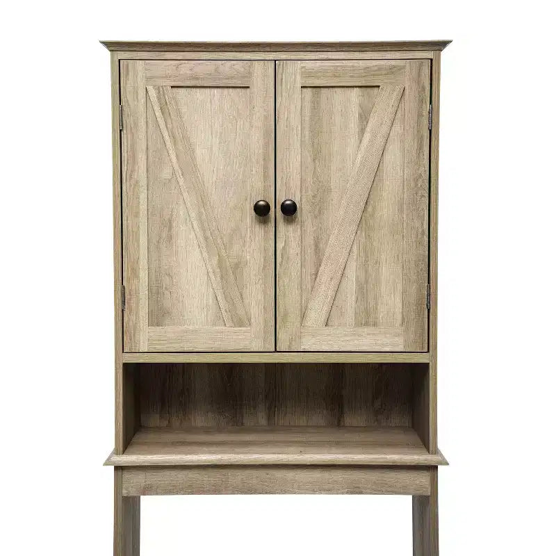 Dune Farmhouse : Meuble de rangement de salle de bain à poser au-dessus des toilettes, avec portes à fermeture magnétique, étagère réglable et étagère inférieure ouverte