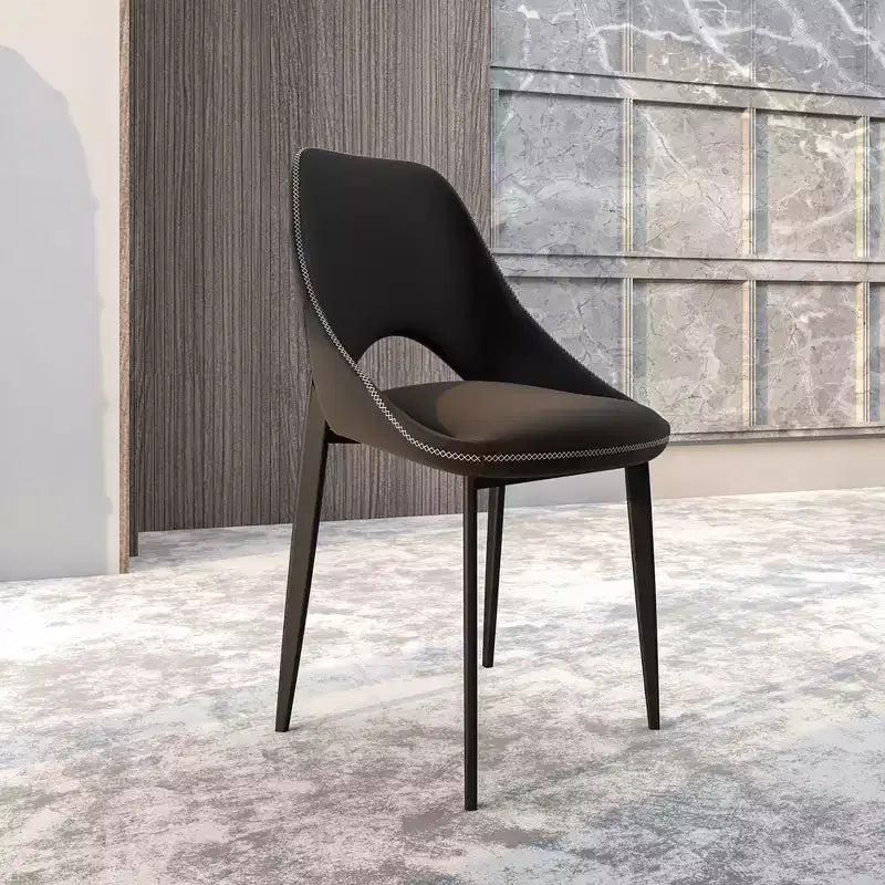 Chaise de salle à manger moderne Amalfi, assise en tissu rembourré avec pieds en métal, siège d'appoint confortable pour cuisine, salle à manger ou bureau