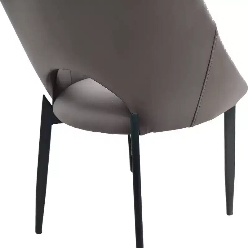 Chaise de salle à manger moderne Amalfi, assise en tissu rembourré avec pieds en métal, siège d'appoint confortable pour cuisine, salle à manger ou bureau