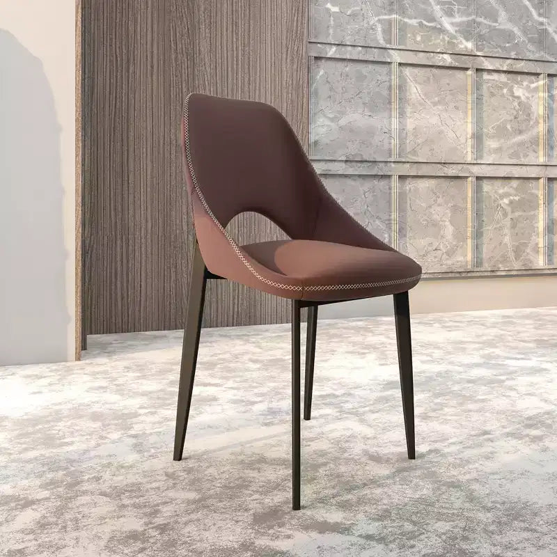 Chaise de salle à manger moderne Amalfi, assise en tissu rembourré avec pieds en métal, siège d'appoint confortable pour cuisine, salle à manger ou bureau