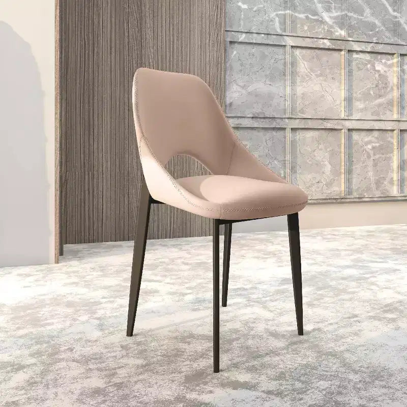Chaise de salle à manger moderne Amalfi, assise en tissu rembourré avec pieds en métal, siège d'appoint confortable pour cuisine, salle à manger ou bureau